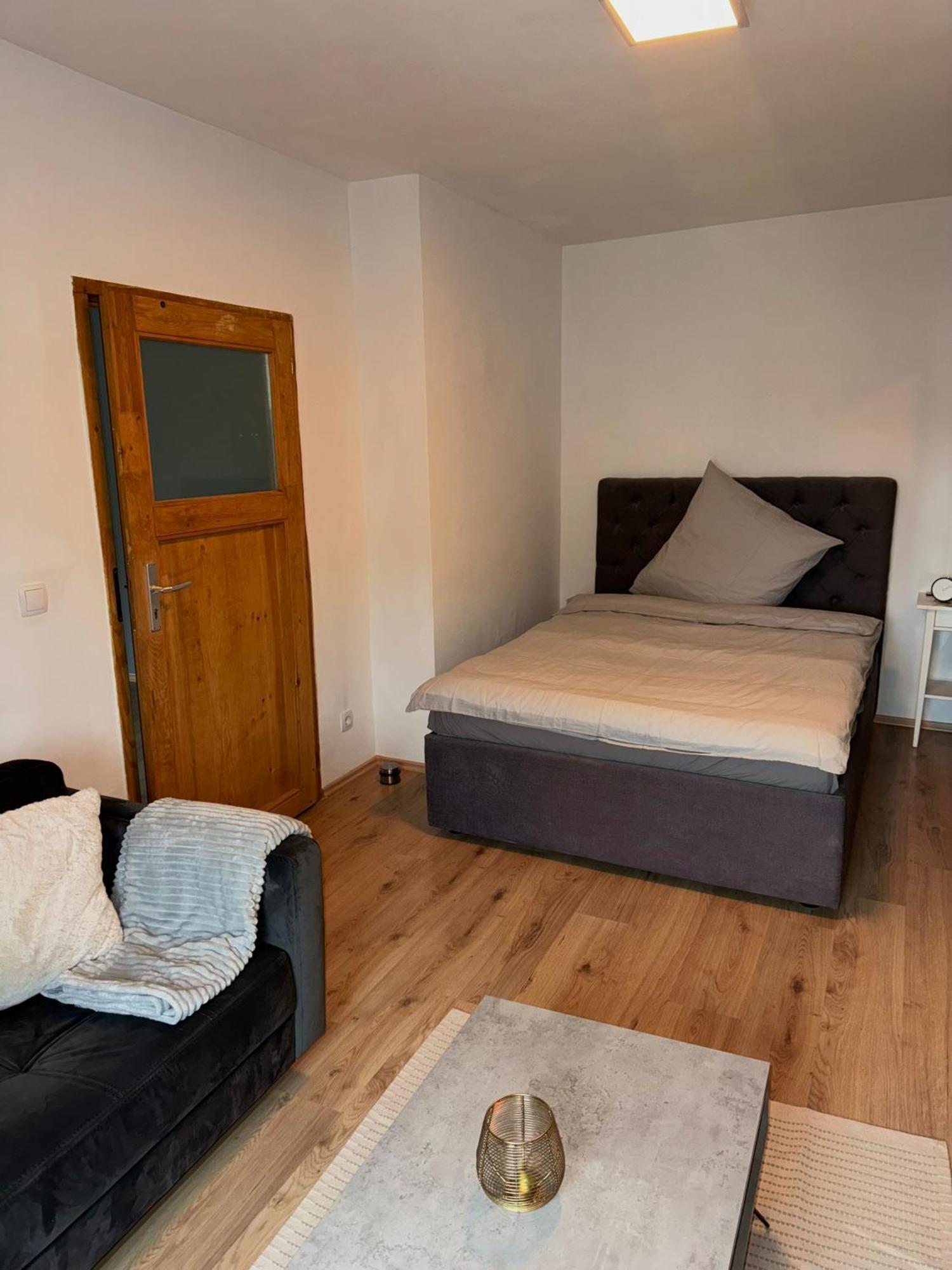 Appartement "Franz" Inklusive Parkplatz Halle  Exterior photo